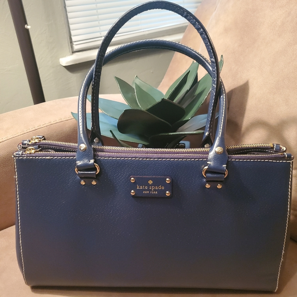 👜 Kate Spade purse - Picture 1 of 6